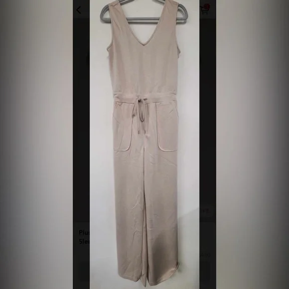 White Birch V Neck Sleeveless Jumpsuit - Picture 3 of 4